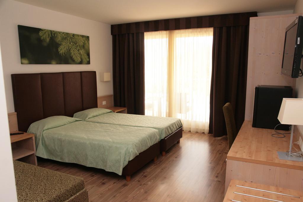 Casa Vigolana Natural Garni Hotell Vigolo Vattaro Rum bild
